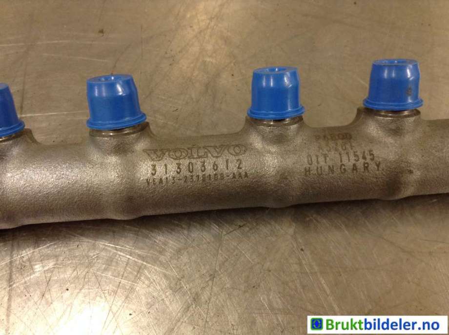 Dyseskinne (fuelrail) til Volvo V70 2014-2016 (Type III, Fase 2)  (VOLVO|31306612|)