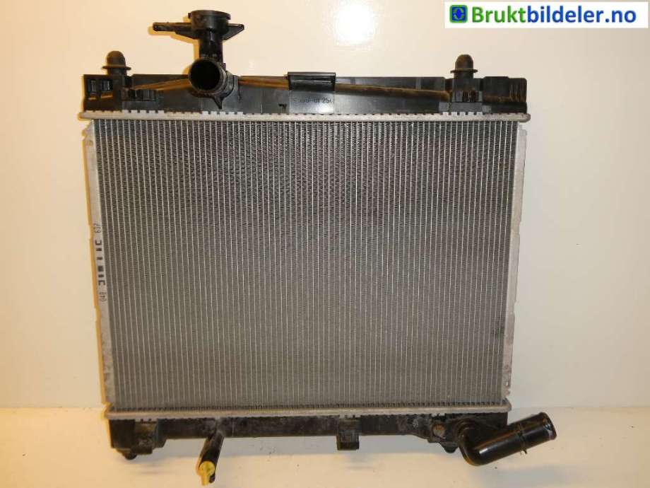 Radiator (manuell gir) til Subaru Trezia, 2011-2013  (SUBARU|)