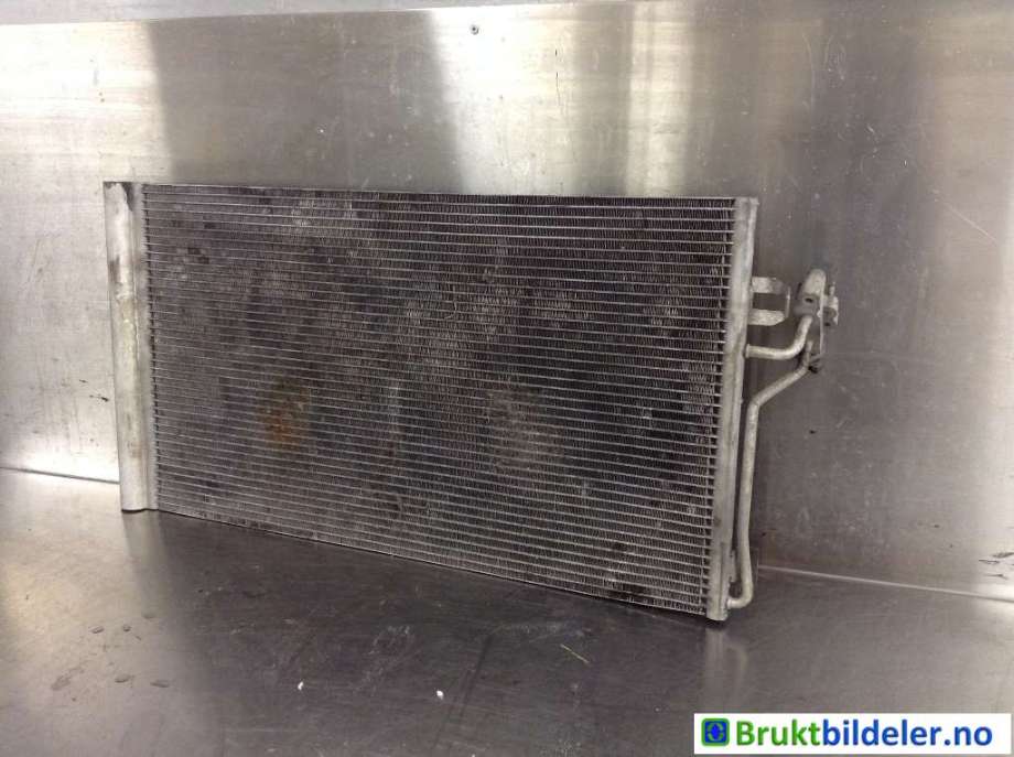Aircondition radiator til Mercedes Vito/Viano, 2010-2014 (Fase 2) (W639) (W639) (MERCEDES|A 639 835 04 70)