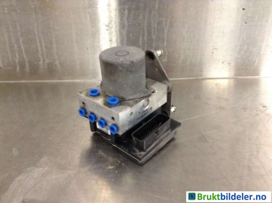 ABS sentral til Mercedes Vito/Viano, 2010-2014 (Fase 2) (W639) (W639) (MERCEDES|A 008 431 64 12)