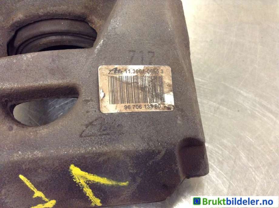 Bremsecaliper venstre foran til Peugeot Partner 2015-2019 (Type II, Fase 2)  (PEUGEOT|9670613980|11.3601-0655.3|4400 V7)