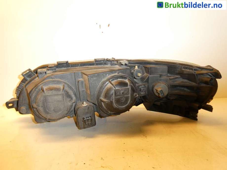 Frontlykt høyre halogen til Volvo S60 2000-2004 (Type I, Fase 1)  (VOLVO|8693657|89006821|8659611)