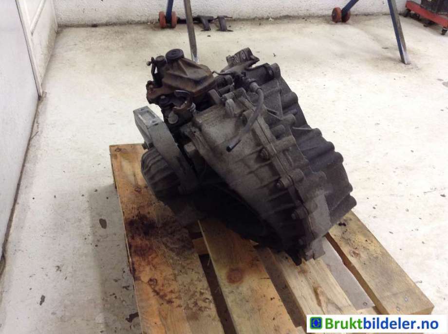 Girkasse manuell 6-trinn til Volvo XC70 2008-2013 (Type II, Fase 1)  (VOLVO|1285018|M66 GEARKODE|BG9R-7002-LA)