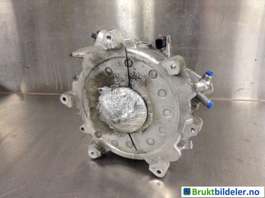 Diverse deler til BMW i3 2013-2022  (BMW|12 31 8 697 731|2621582 G|7625712-08)