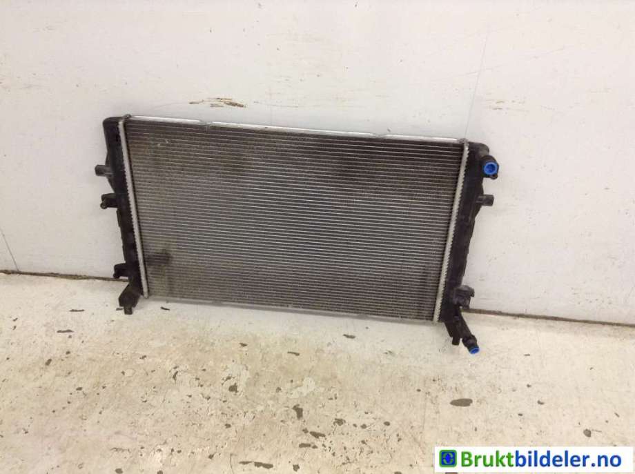 Radiator (manuell gir) til VW Golf VI 2008-2012  (VOLKSWAGEN|1K0 121 251 BN|)