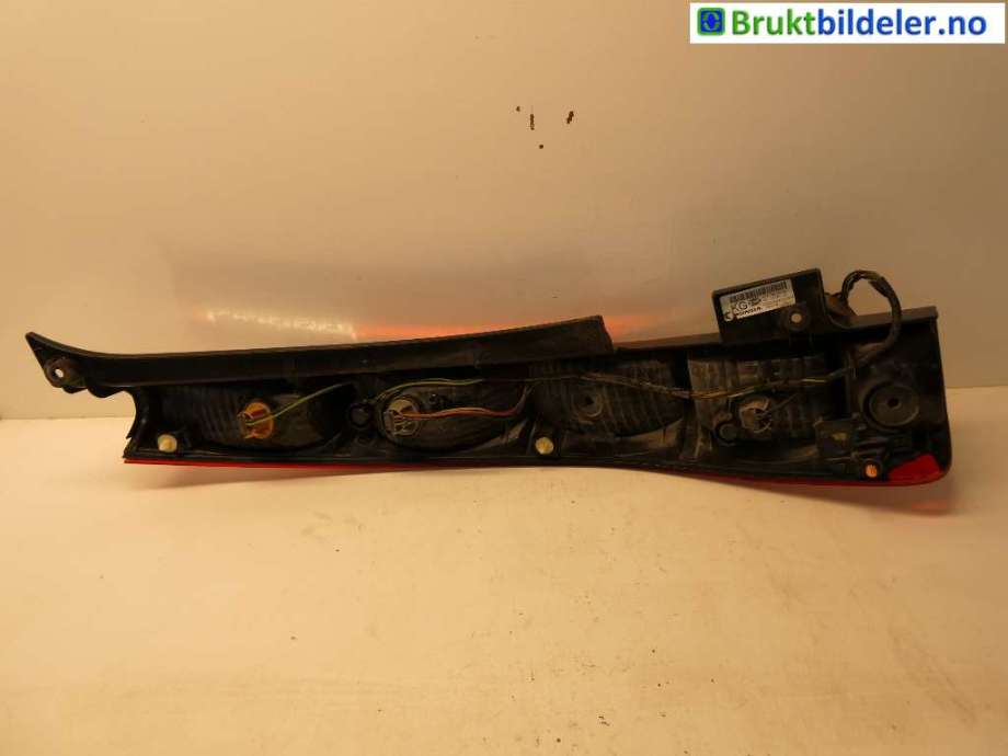 Baklykt høyre til Honda CR-V 2002-2006 (Type II)  (HONDA|33500-SCA-G110-M|2VP 238 038-02)