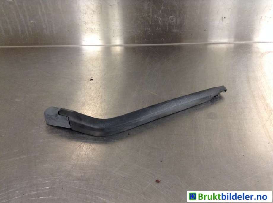 Viskerarm bakrute til Subaru Justy, 2003-2007 (Type III)  (SUBARU|)