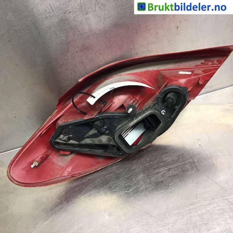 Baklykt høyre til Peugeot 207 2006-2012  (PEUGEOT|6351 Y7|)