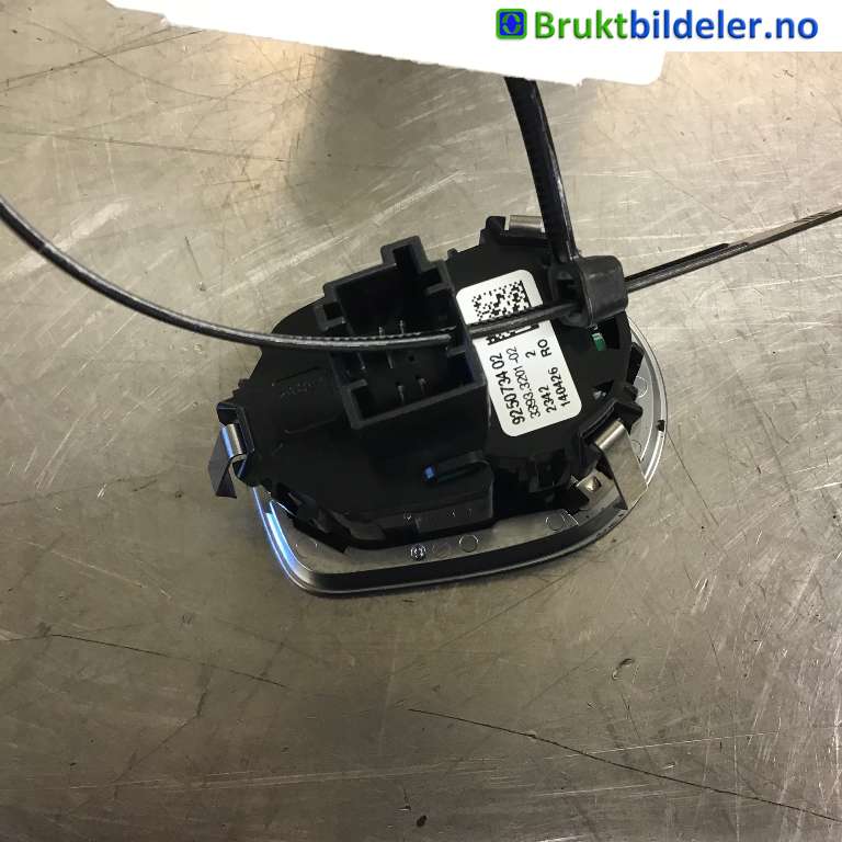 Bryter diverse til BMW 3-Serie 2012-2018 (F30/F31/F34) (F30/F31/F34) (BMW|61 31 9 250 734-02|3393 3201 02|)