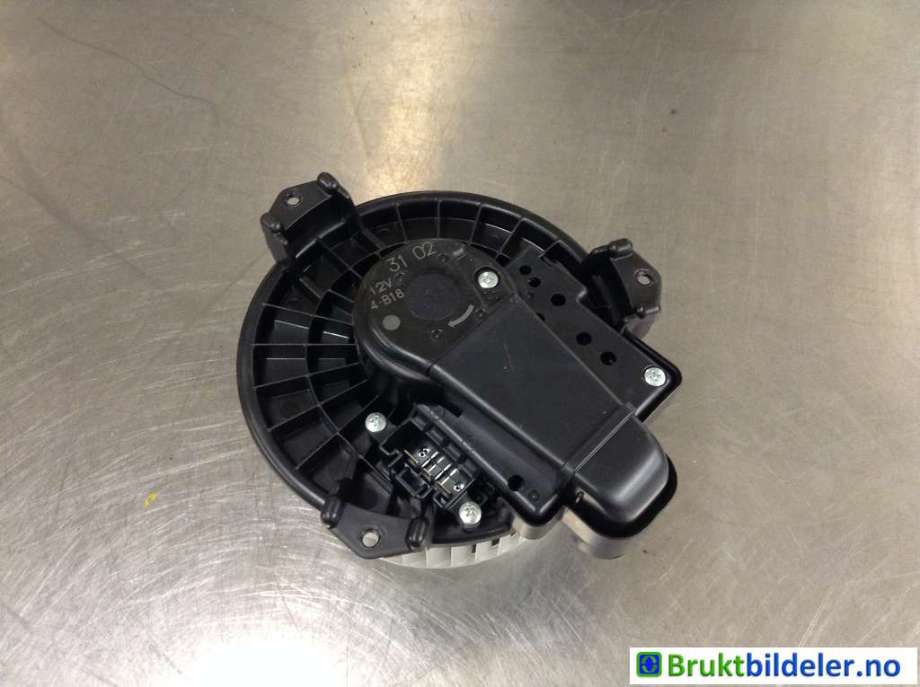 Varmeapparat motor til Toyota Yaris 2014-2020 (Type III, Fase 2)  (TOYOTA|871030D220|)
