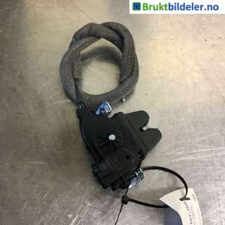 Baklukelås til Mercedes E-Klasse,  (W212) (MERCEDES|A 204 750 01 85)