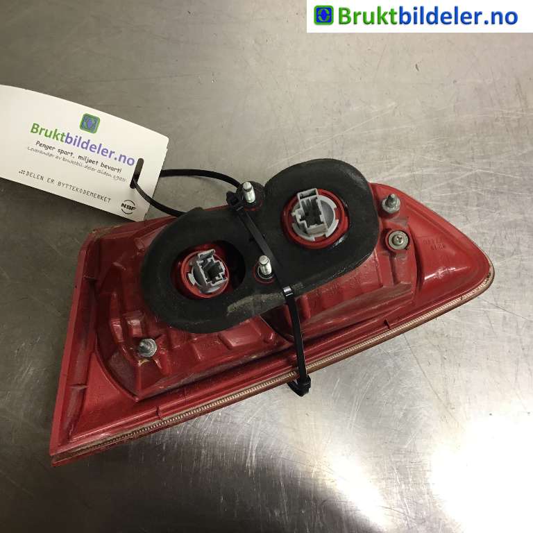 Baklykt venstre indre til Mitsubishi Lancer 2008-2017  (MITSUBISHI||P5614)