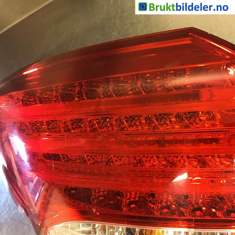 Baklykt venstre til Hyundai i40 2012-2017  (HYUNDAI|92401-3Z000|)