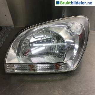 Frontlykt venstre halogen til Kia Sportage,   (KIA|92101-1F021)