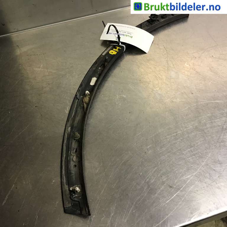 Karosseri diverse til Audi Q7 2015-->> (Type II)  (AUDI|4M0 853 818|)