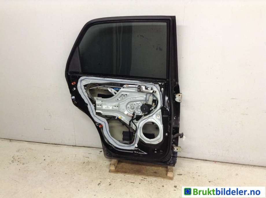Dør venstre bak til Kia Sportage 2005-2010 (Type II)  (KIA|77003 1F050|)