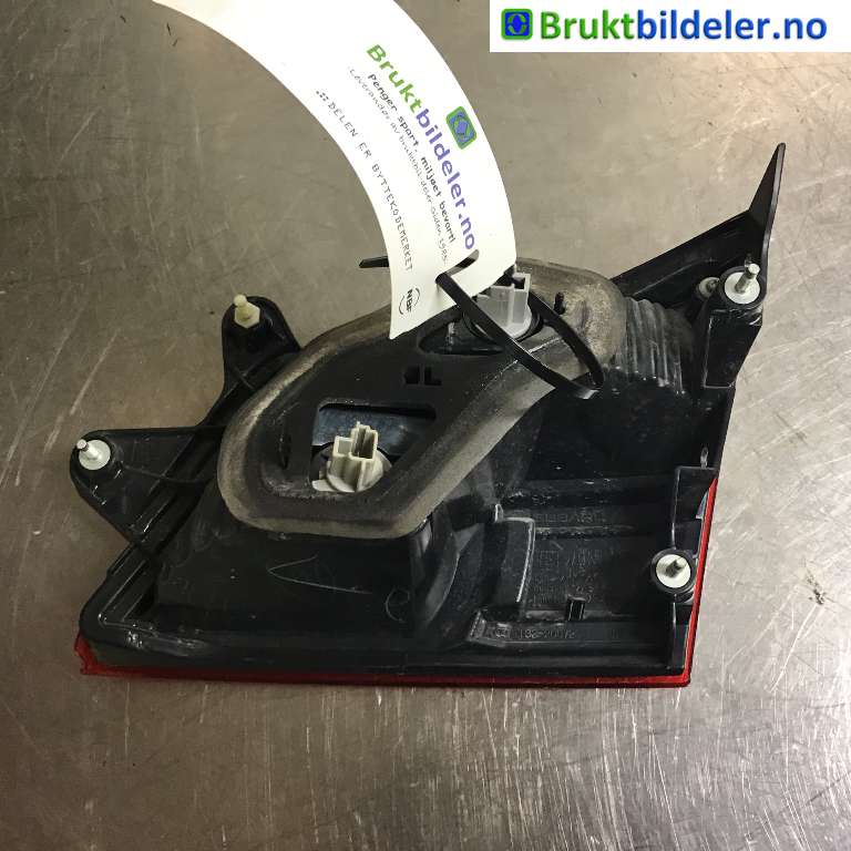 Baklykt venstre indre til Subaru Outback 2009-2014 (Type IV)  (SUBARU|84912AJ240|132-20072|)