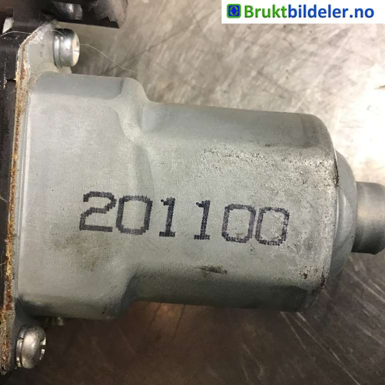 Ruteheis venstre foran til Subaru Outback 2009-2014 (Type IV)  (SUBARU|61041AJ030|)