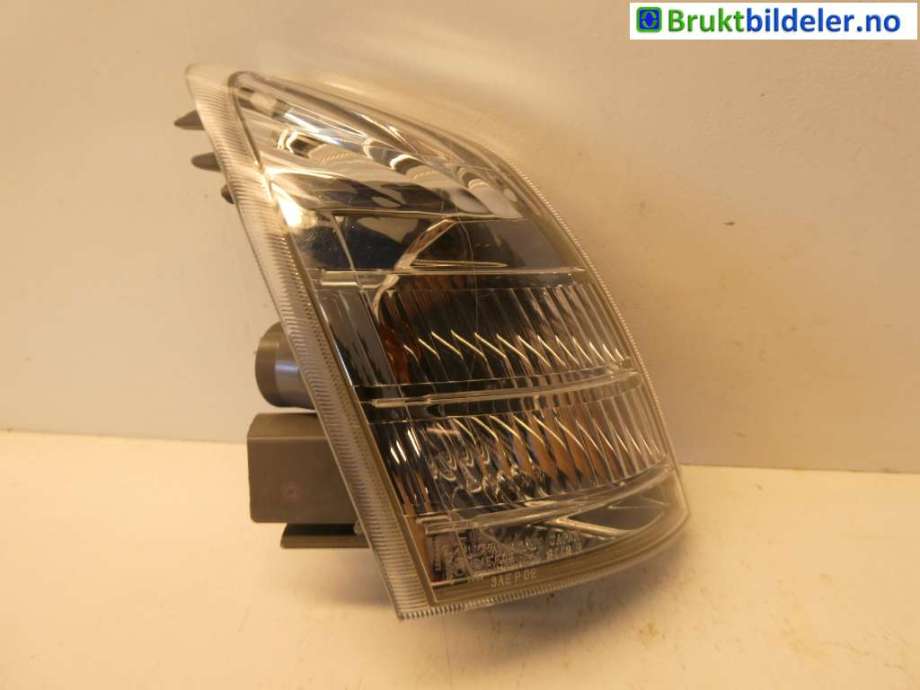Blinklykt høyre til Nissan X-Trail, 2002-2007 (T30) (T30) (NISSAN|261308H700)