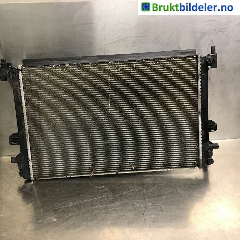 Radiator (automat gir) til Škoda Octavia, 2017-2020 (Type III, Fase 2)  (SKODA|5Q0 121 251 GB)