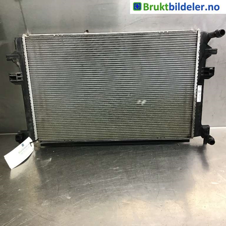 Radiator (automat gir) til Škoda Octavia 2017-2020 (Type III, Fase 2) (SKODA|5Q0 121 251 GB|)