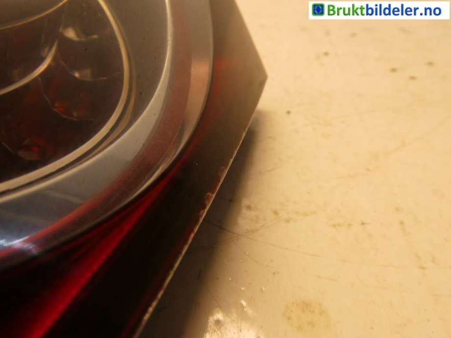 Baklykt venstre indre til VW Golf, Plus/Cross 2005-2009 (Fase 1) (VOLKSWAGEN|5M0 945 093 M||5M0 945 093 H)