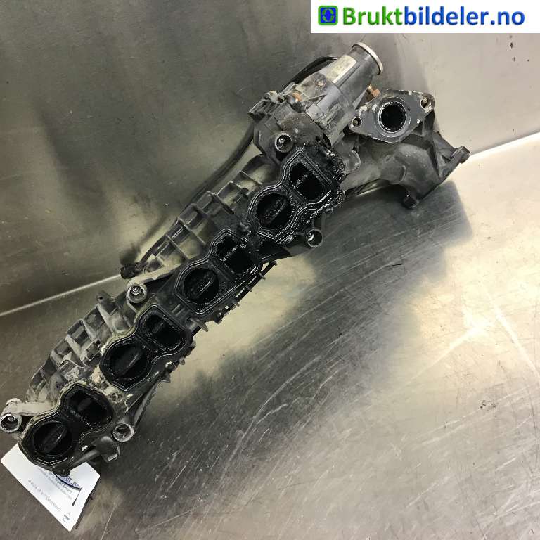 Manifold innsug til BMW X3 2010-2017 (F25) (F25) (BMW|11 61 7 807 991|)