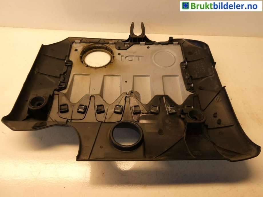 Motordeksel over motor til VW Golf, Plus/Cross 2005-2009 (Fase 1) (VOLKSWAGEN|03G103925BR||03G 103 925 BR)