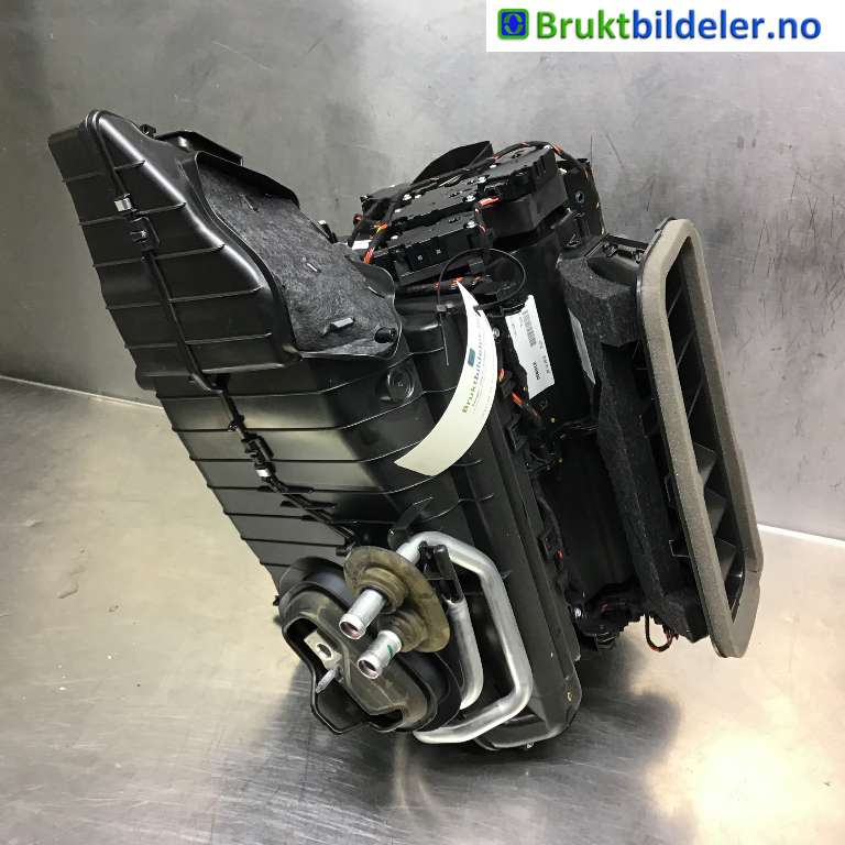 Varmeapparat diverse til Audi Q7 2015-->> (Type II) (AUDI|4M1 820 005 J|)