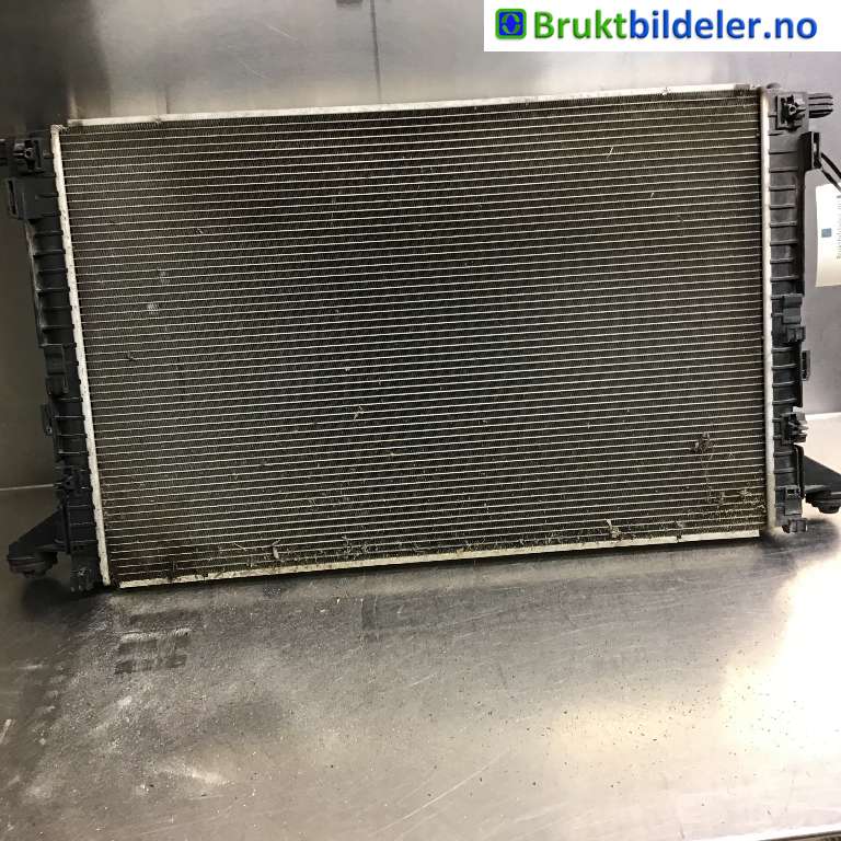 Radiator (automat gir) til Audi Q7 2015-->> (Type II)  (AUDI|8W0 121 251 N|)