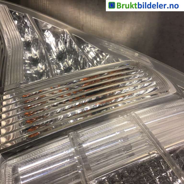 Baklykt høyre til Toyota Prius 2009-2016 (Type III) (COMBI) (COMBI) (TOYOTA|8155147122|)