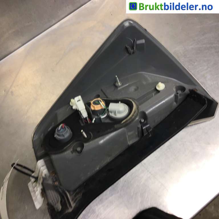 Baklykt høyre til Toyota Prius 2009-2016 (Type III) (COMBI) (COMBI) (TOYOTA|8155147122|)