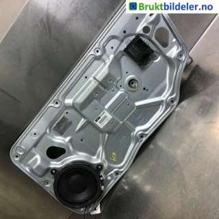 Ruteheis til Volvo V70,   (VOLVO|30661066|983040-101|----------)