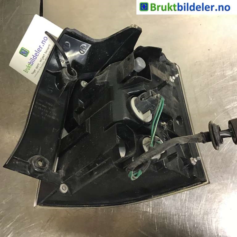 Baklykt venstre til Mitsubishi Outlander 2010-2012 (Type II, Fase 2)  (MITSUBISHI|8330A379|220-87813|)