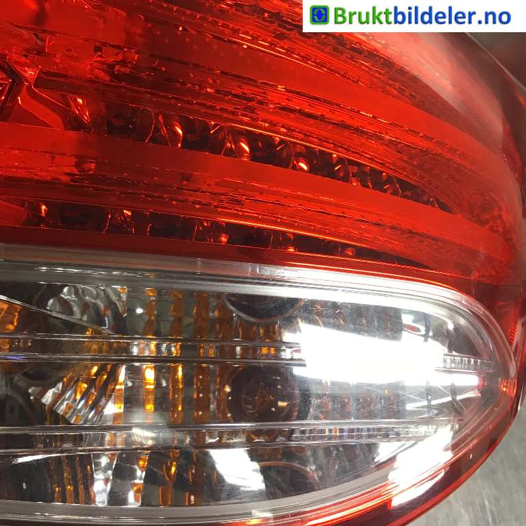 Baklykt høyre til Hyundai i40 2012-2017  (HYUNDAI|92402 3Z000|)