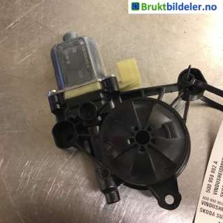 Ruteheis høyre bak til Škoda Superb,   (SKODA|5Q0 959 802 A|0 130 822 714)