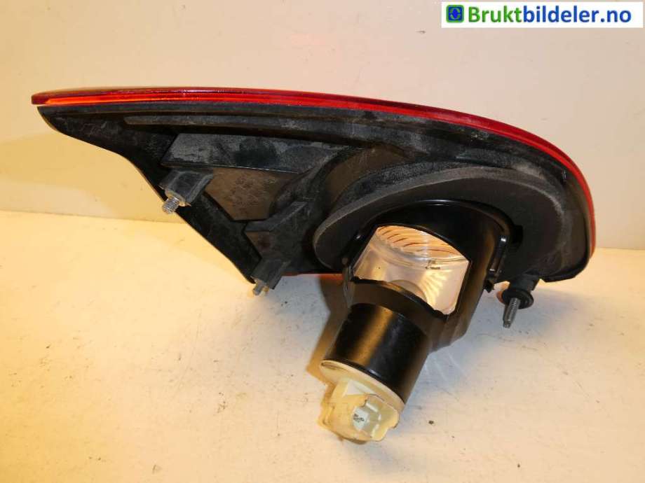 Baklykt høyre indre til Nissan Qashqai 2007-2010 (Type I, Fase 1)  (NISSAN|26550 JD800||89071064)