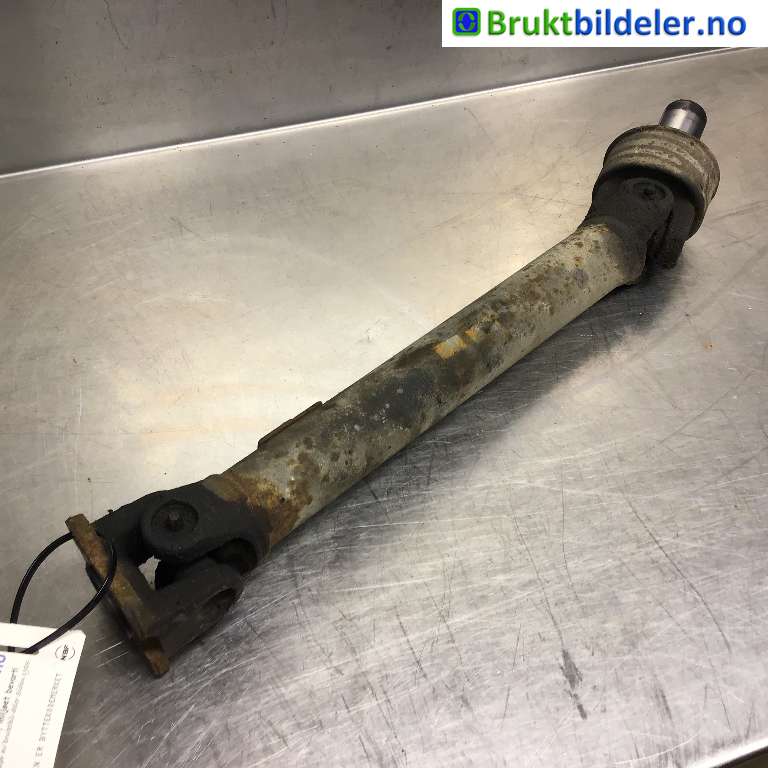 Mellomaksel fremre til Mitsubishi L200, 1996-2006 (Type III) (MITSUBISHI|MR111779)