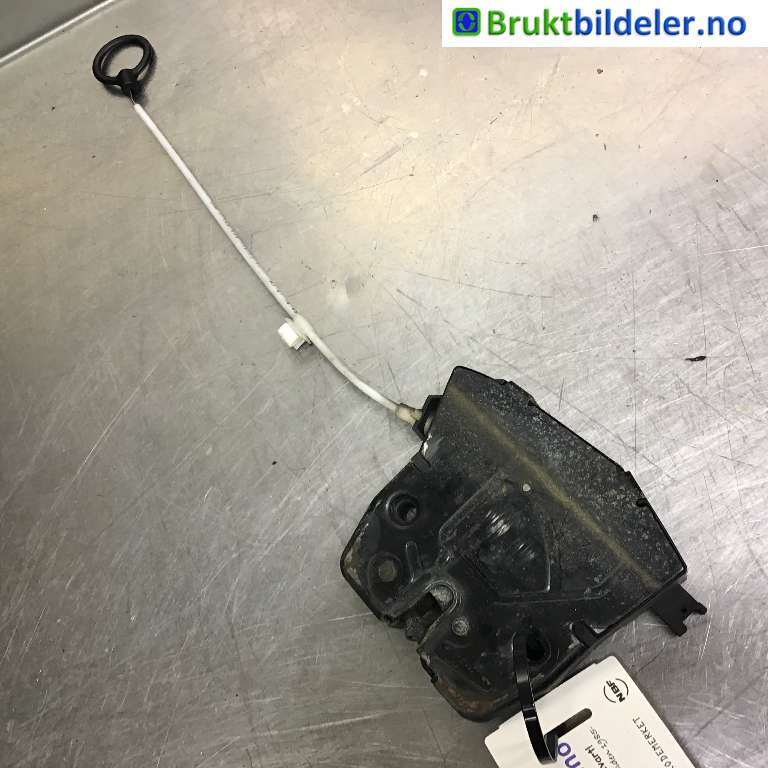 Baklukelås til BMW 3-Serie 2005-2011 (E90/E91/E92/E93) (E90/E91/E92/E93) (BMW|51 24 7 308 844|986945-103|51 24 7 119 049-07)