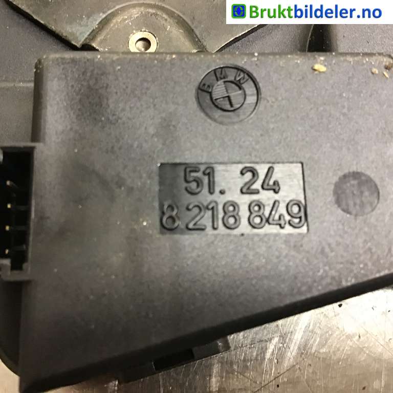 Baklukelås til BMW 3-Serie 2005-2011 (E90/E91/E92/E93) (E90/E91/E92/E93) (BMW|51 24 8 218 850||51 24 8 218 849)