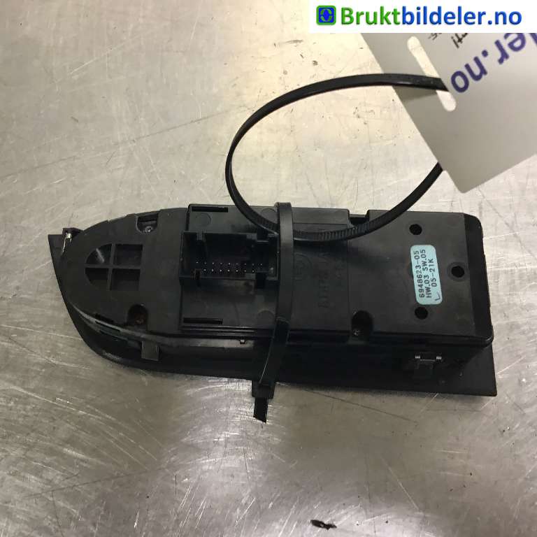 Bryter ruteheis til BMW 3-Serie 2005-2011 (E90/E91/E92/E93) (E90/E91/E92/E93) (BMW|61 31 9 217 327||6 948 623-05)