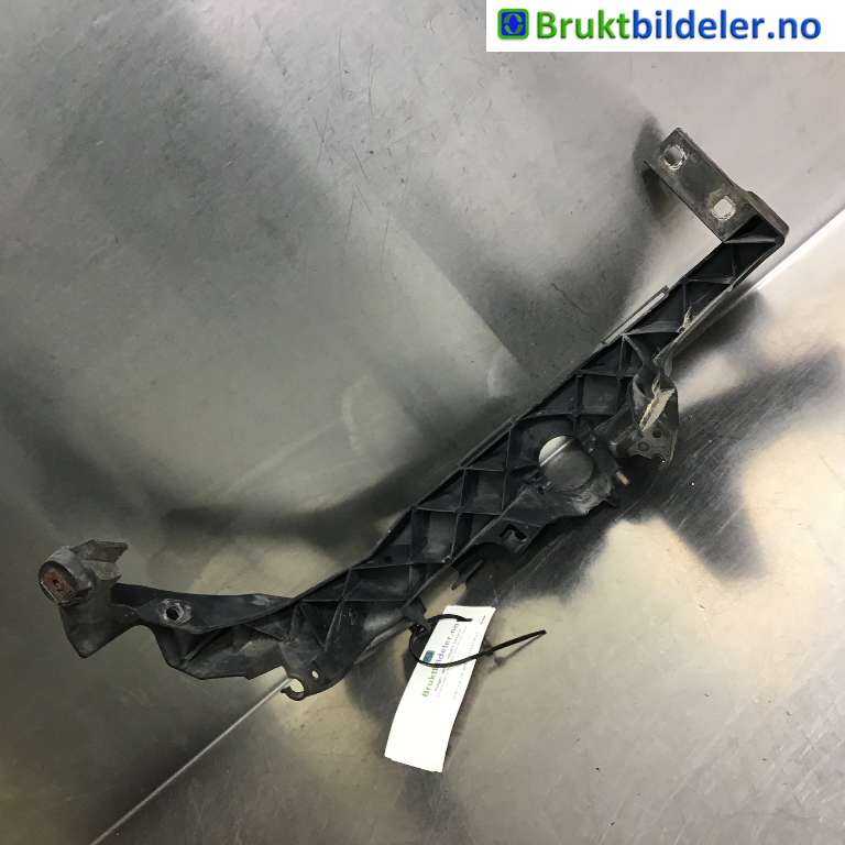 Frontlyktehus til BMW 3-Serie 2005-2011 (E90/E91/E92/E93) (E90/E91/E92/E93) (BMW|51 64 7 116 707|)