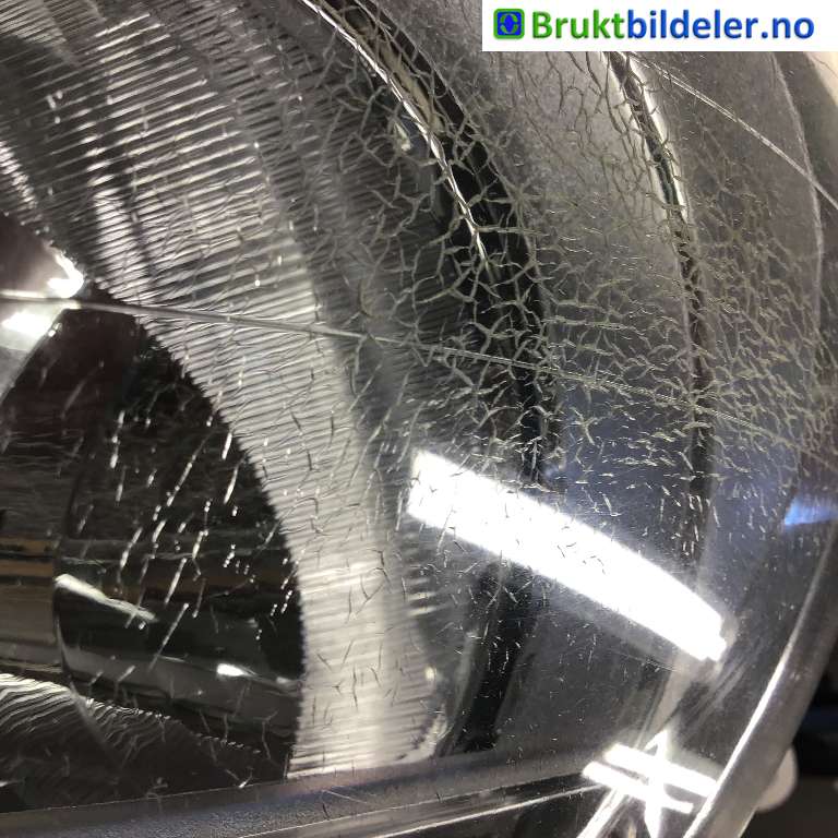 Frontlykt venstre halogen til Fiat 500 2008-2020  (FIAT|51787492|)