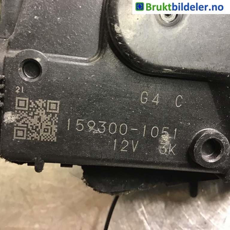 Viskermotor frontrute til Mitsubishi Outlander 2007-2010 (Type II, Fase 1)  (MITSUBISHI|8250A178|159300-1051|)