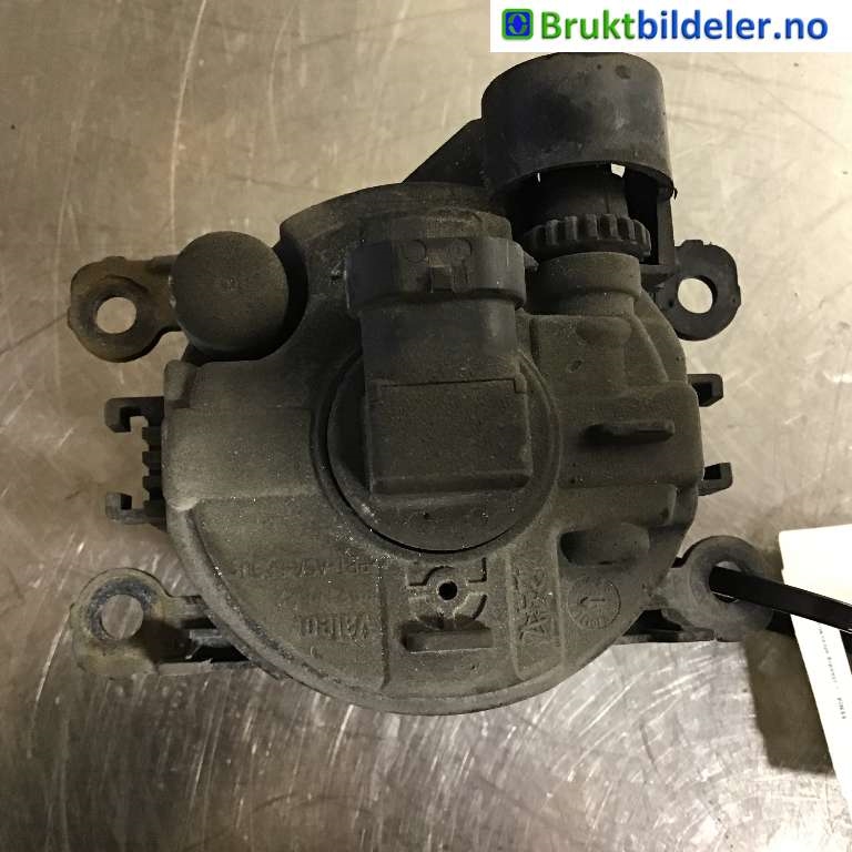 Tåkelykt venstre foran til Mitsubishi Outlander 2007-2010 (Type II, Fase 1)  (MITSUBISHI|MN142091|89203951|)