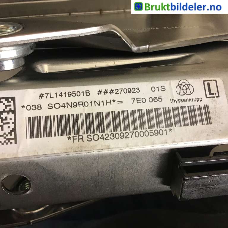 Rattaksel til VW Transporter / Caravelle 2019-->> (T6.1) (T6.1) (Volkswagen|7L1 419 501 B|)