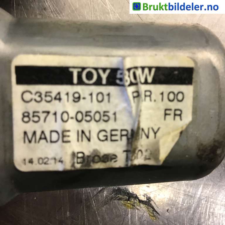Ruteheis høyre foran til Toyota Avensis 2009-2015 (Type III, Fase 1)  (TOYOTA|85710-05051|C35419-101|)