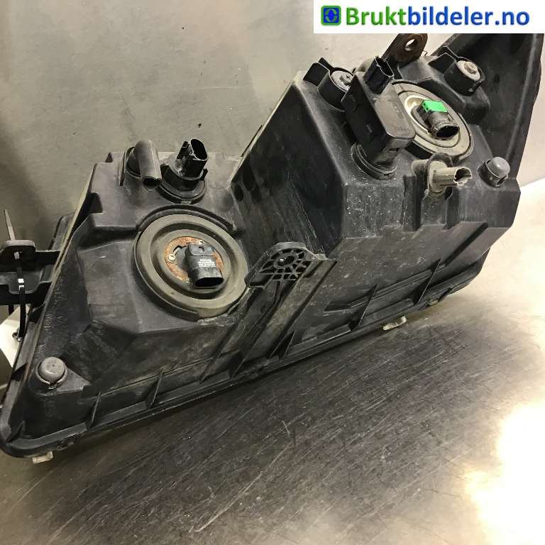 Frontlykt høyre halogen til Dodge Journey 2008-2010  (DODGE|5067788AA|)