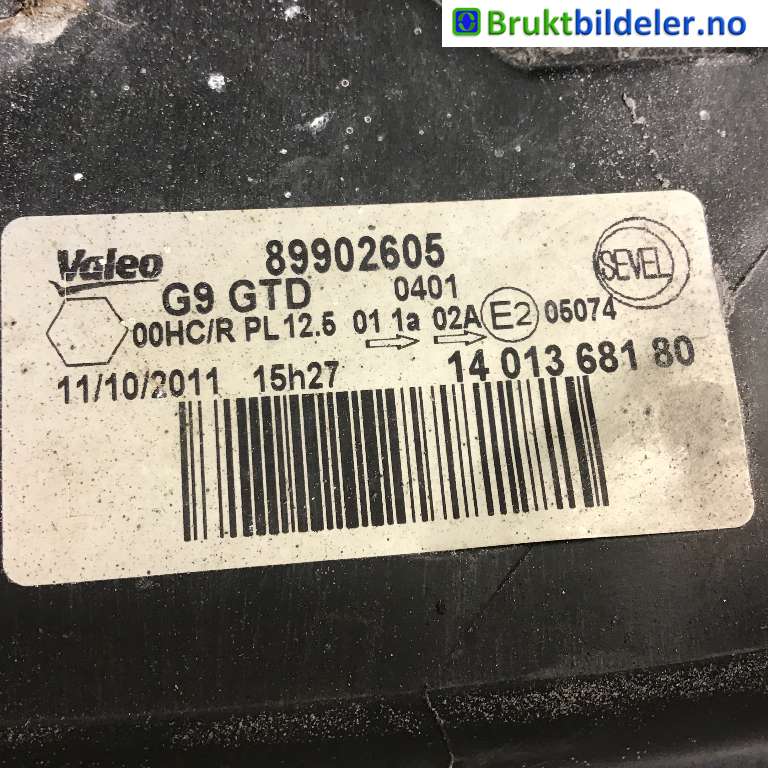 Frontlykt venstre halogen til Citroën Jumpy 2007-2016 (Type II)  (CITROEN|1401368180|89902605|)