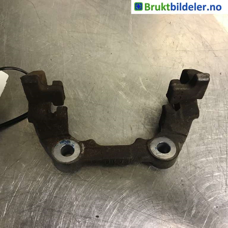 Bremsecaliper brakett til Mercedes C-Klasse 2007-2011 (Fase 1) (W204) (W204) (MERCEDES|A 204 423 01 94|)